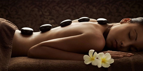 Massage Délassant aux pierres Chaudes 1h ou 1h 30 solo ou duo