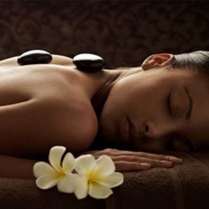 Massage Délassant aux pierres Chaudes 1h ou 1h 30 solo ou duo