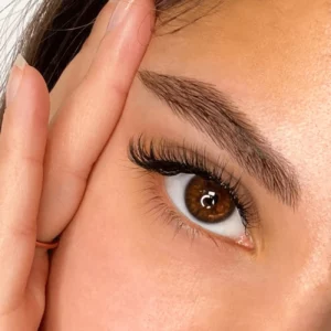 Retouche extension de cils 2 semaines après la pose